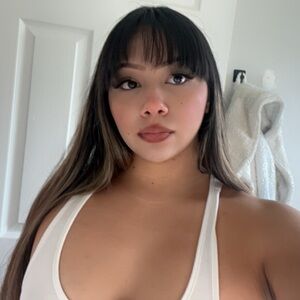 Meet your Posher, Alexandra